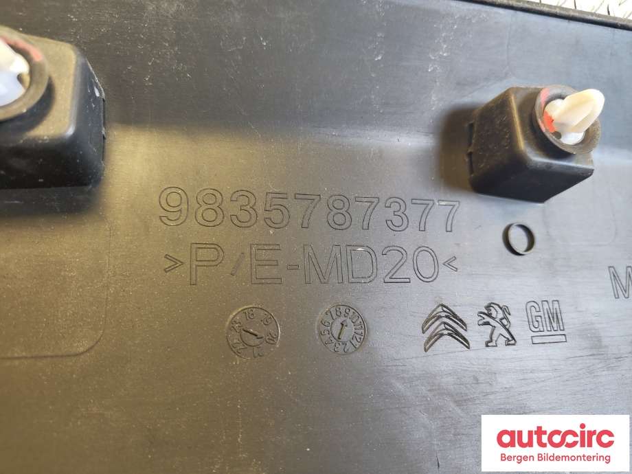 Diverse deler til Peugeot Partner 2019-->> (Type III) (PEUGEOT|98 357 873 1T|)