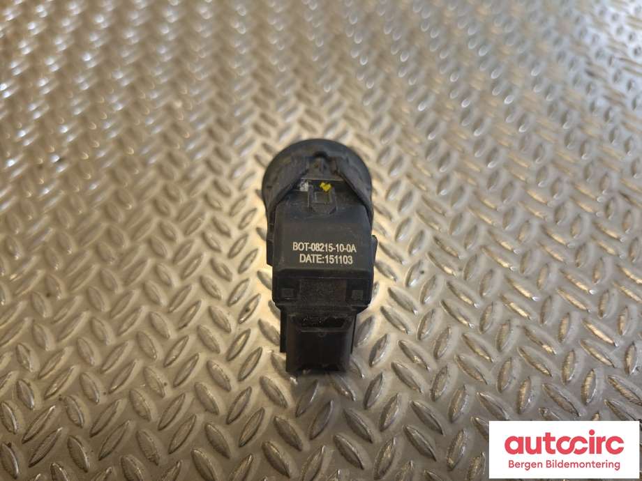 Parkeringssensor foran til Suzuki Vitara 2015-->> (Type IV)  (SUZUKI|37735-54P00-000||BOT-08215-10-0A)