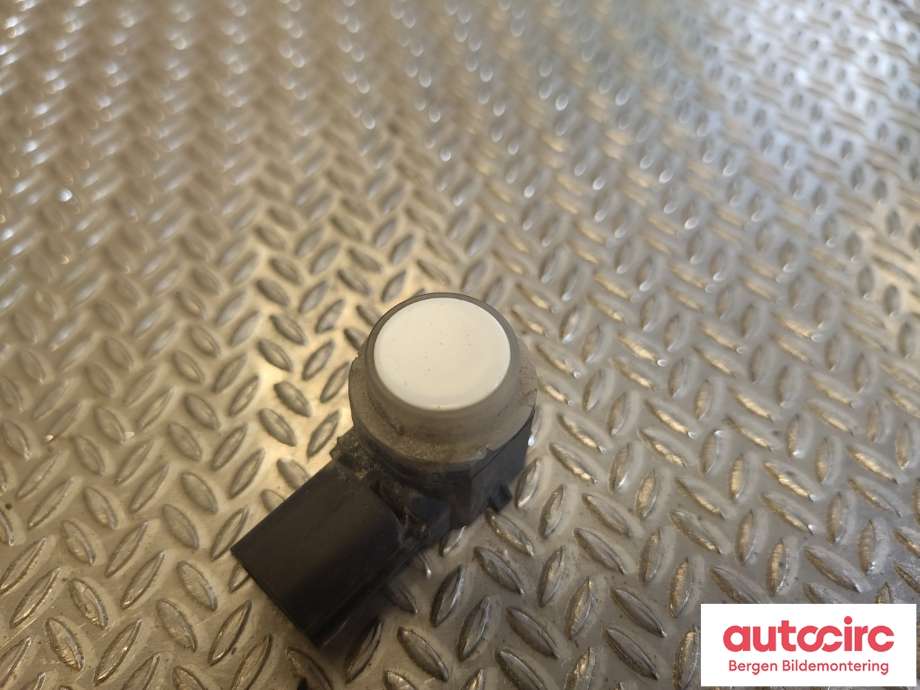 Parkeringssensor bak til Ford Focus 2014-2018 (Type III, Fase 2)  (FORD|2488549|LM2T-15K859-AA|)