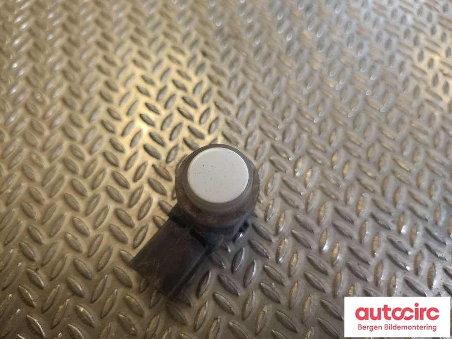 Parkeringssensor bak til Ford Focus 2014-2018 (Type III, Fase 2)  (FORD|2488549|LM2T-15K859-AA|)