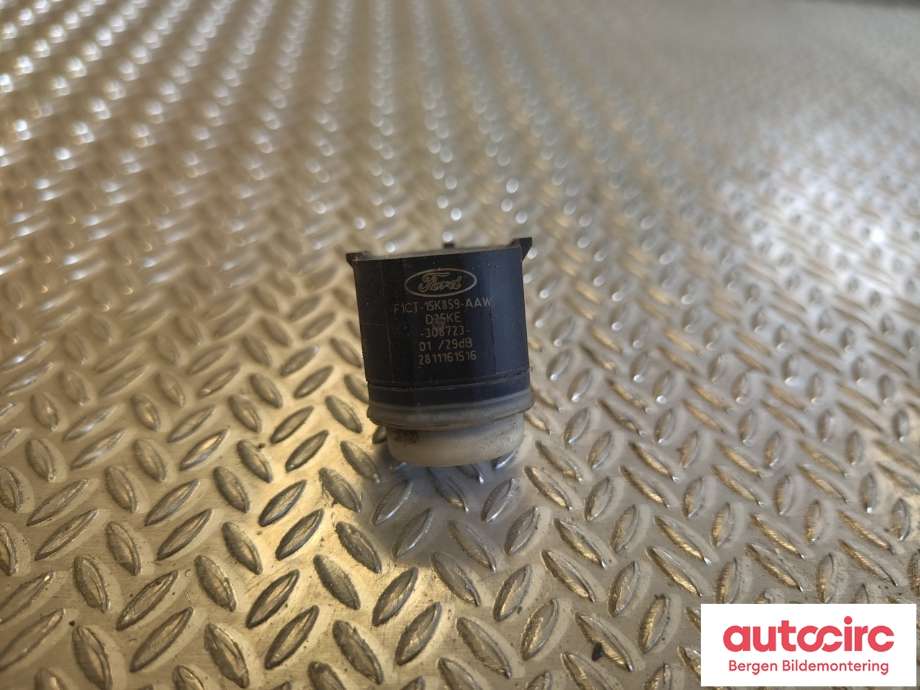 Parkeringssensor bak til Ford Focus 2014-2018 (Type III, Fase 2)  (FORD|2488549|LM2T-15K859-AA|)