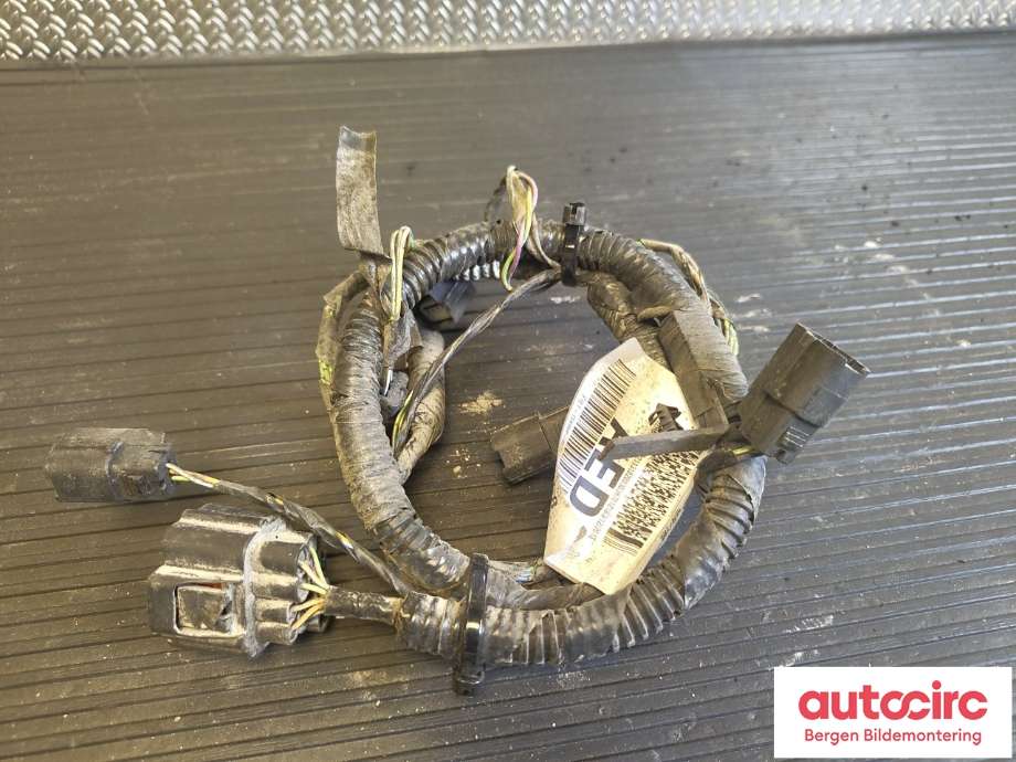 Ledningsnett til Ford Focus 2014-2018 (Type III, Fase 2)  (FORD|1883367|F1ET-15K868-AED|)