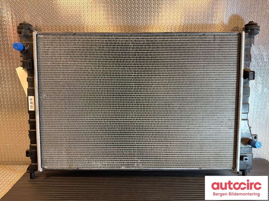 Radiator (automat gir) til Maxus Euniq 5 2019-2023  (MAXUS|NO|)