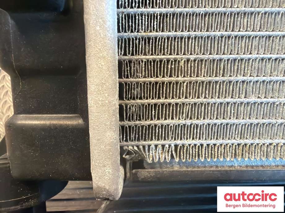 Radiator (automat gir) til Maxus Euniq 5 2019-2023  (MAXUS|NO|)