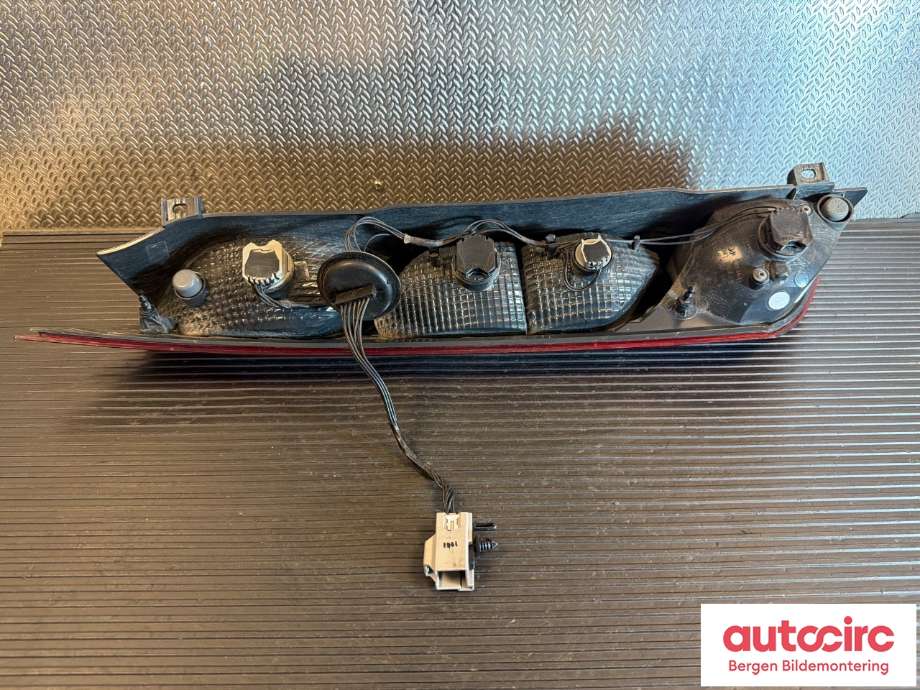 Baklykt høyre til Ford Transit Connect 2013-2018 Type II, Fase 1  (FORD|2390058|DT11-13404-AD|)