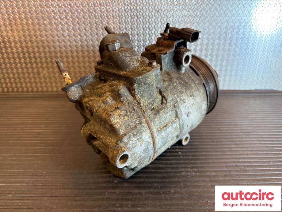 Aircondition kompressor til Ford Transit Connect 2013-2018 Type II, Fase 1  (FORD|2069520|F1F1-19D629-HC|AV61-19D629-HA)