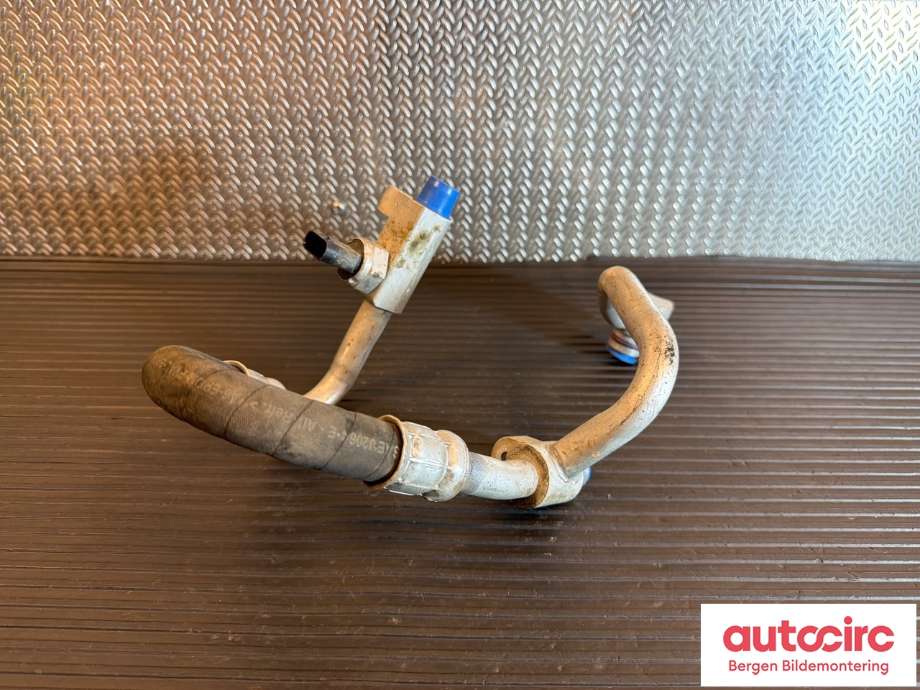 Aircondition rør til VW e-Golf 2017-2020 (Fase 2)  (VOLKSWAGEN|5QE 816 017 A|)