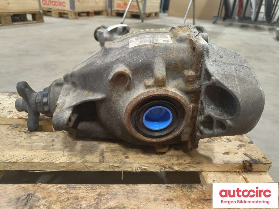 Kardang klokke bak til BMW 3-Serie 2012-2018 (F30/F31/F34) (F30/F31/F34) (BMW|33 10 7 603 748|)