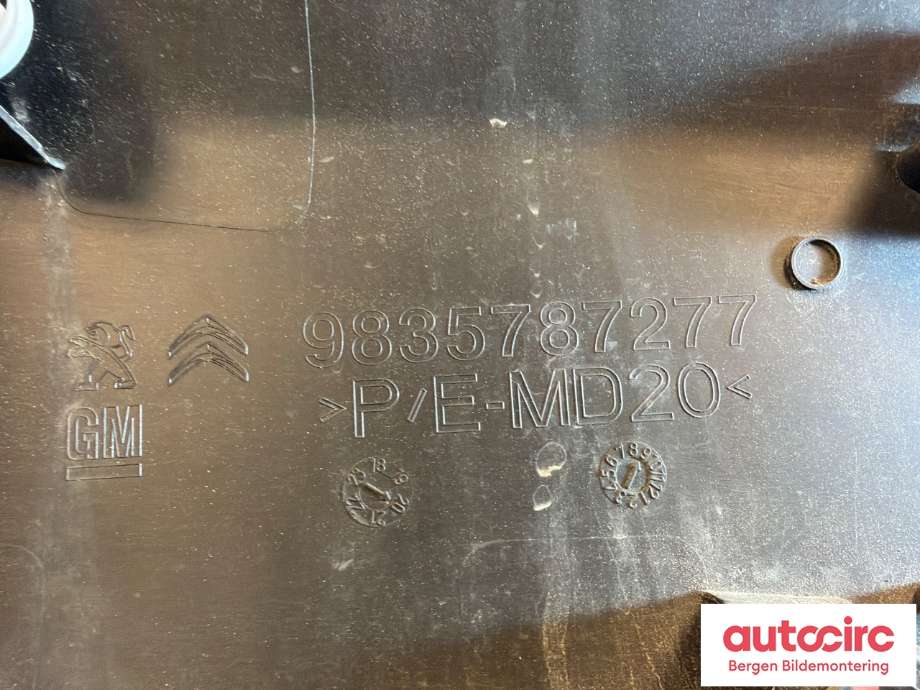 Diverse deler til Peugeot Partner 2019-->> (Type III)  (PEUGEOT|98 357 872 1T||9835787277)