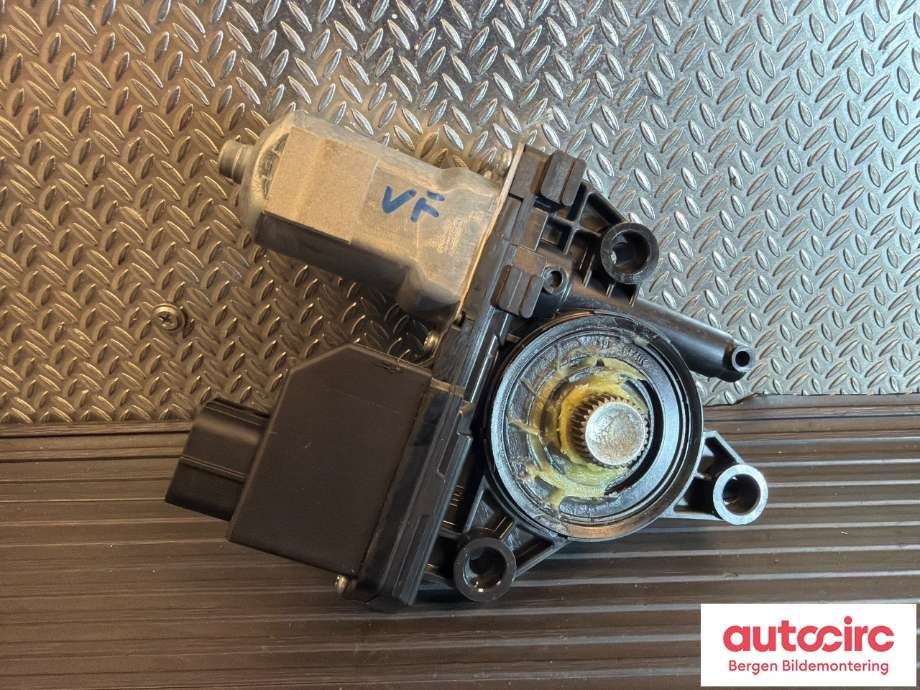 Ruteheis venstre foran til Kia Soul 2014-2019 (Type II)  (KIA|82450B 2010|)
