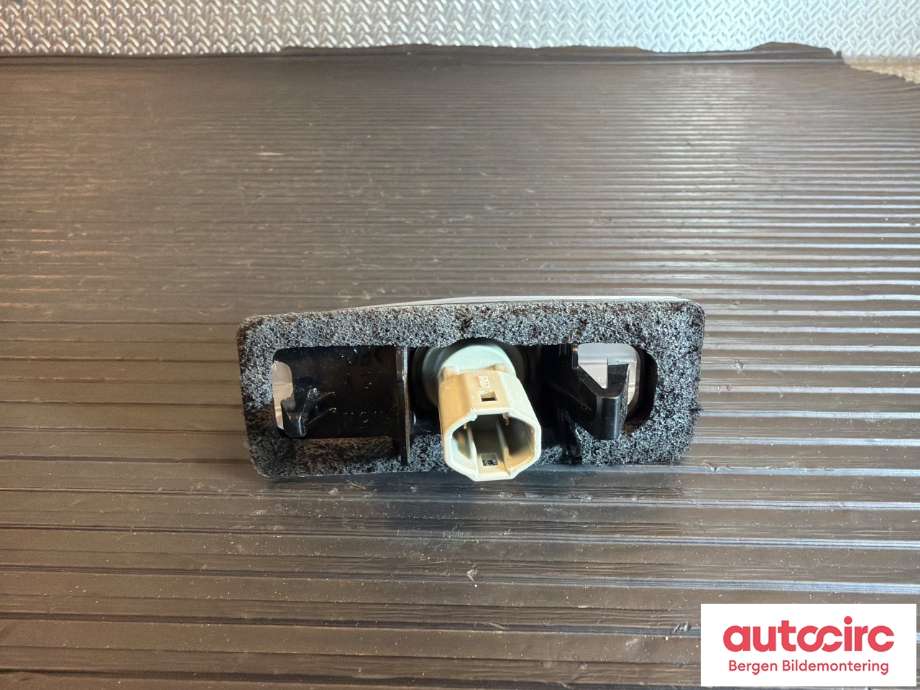 Skiltlys til Toyota RAV4 2013-2015 (Type IV, Fase 1)  (TOYOTA|8120442010|)