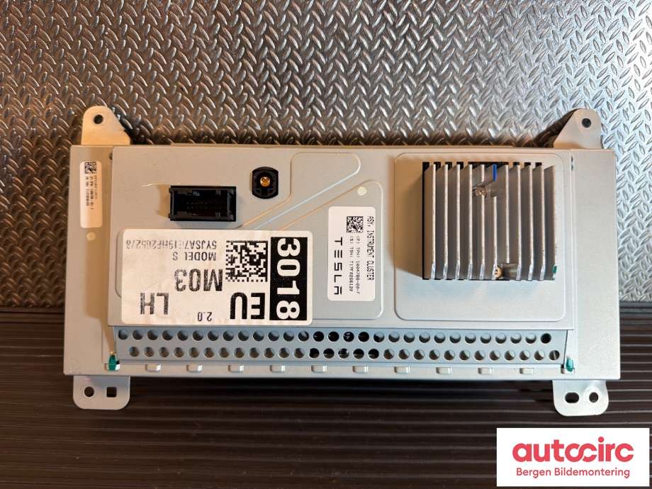 Instrumentpanel til Tesla Model S 2016-2021 (Fase 2)  (TESLA|1004788-00-F|)