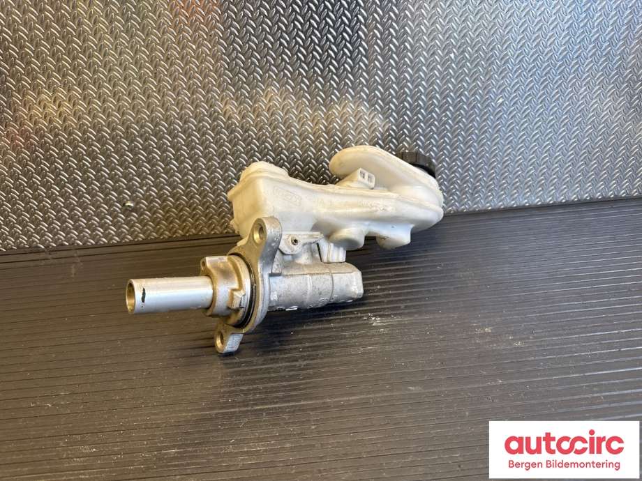 Bremsepumpe hoved til Ford Ranger / Ranger Raptor 2015-2022 (FORD|2117104|EB3C-2004-FB|)