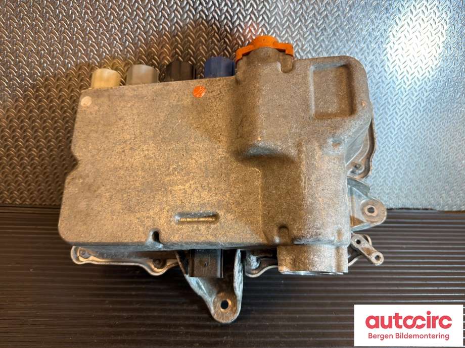 Diverse deler til Tesla Model S, 2016-2021 (Fase 2)  (TESLA|1059891-00-C)