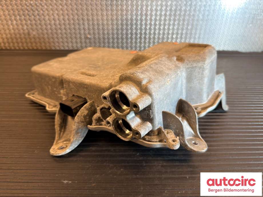 Diverse deler til Tesla Model S 2016-2021 (Fase 2)  (TESLA|1059891-00-C|)