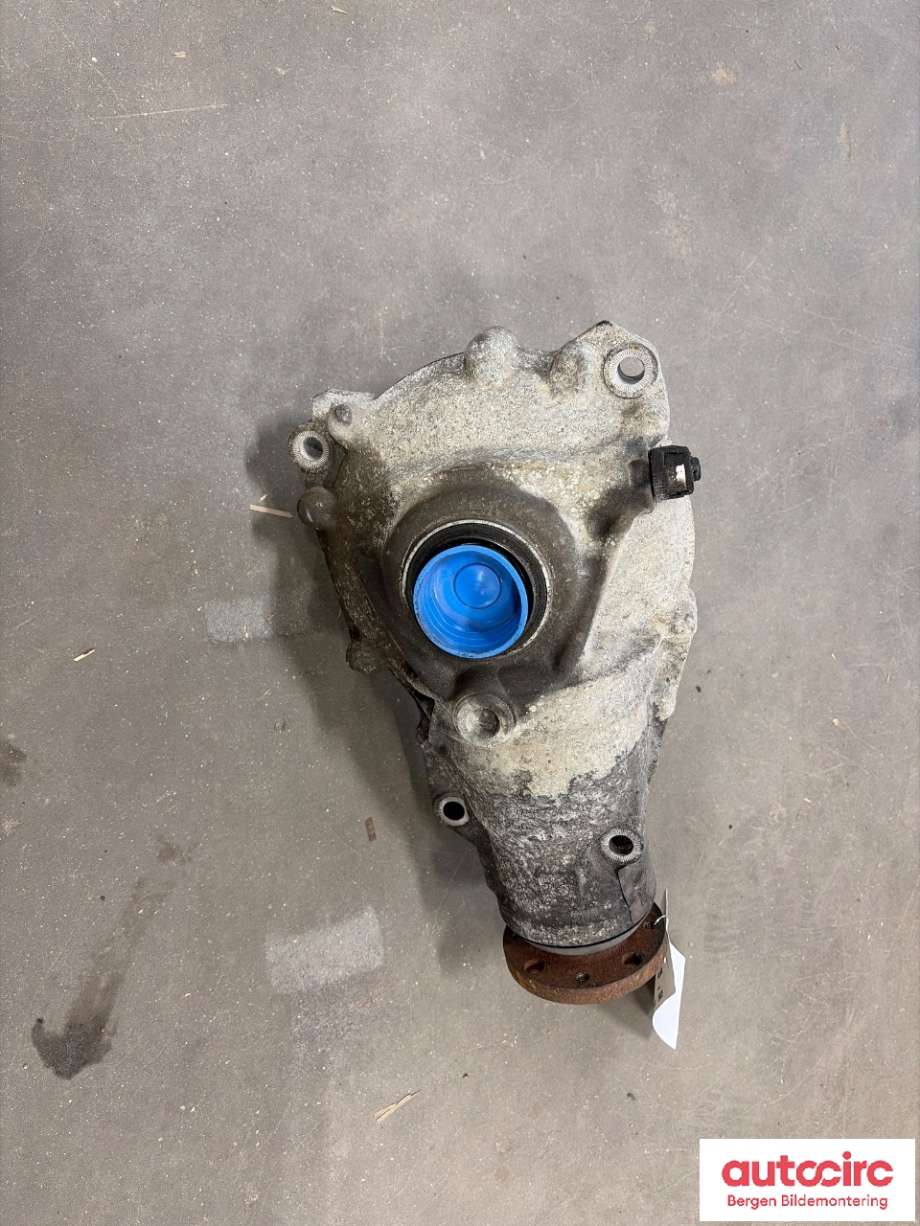 Kardang til BMW 3-Serie 2012-2018 (F30/F31/F34) (F30/F31/F34) (BMW|31 50 8 635 860|)