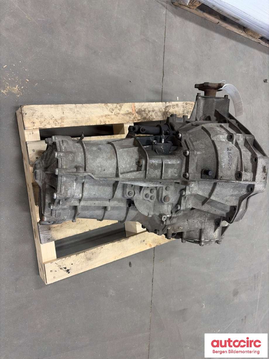 Girkasse manuell 6-trinn til Audi A4 2007-2014 (Type IV) (B8) (B8) (AUDI|0B1 300 027 FX|)