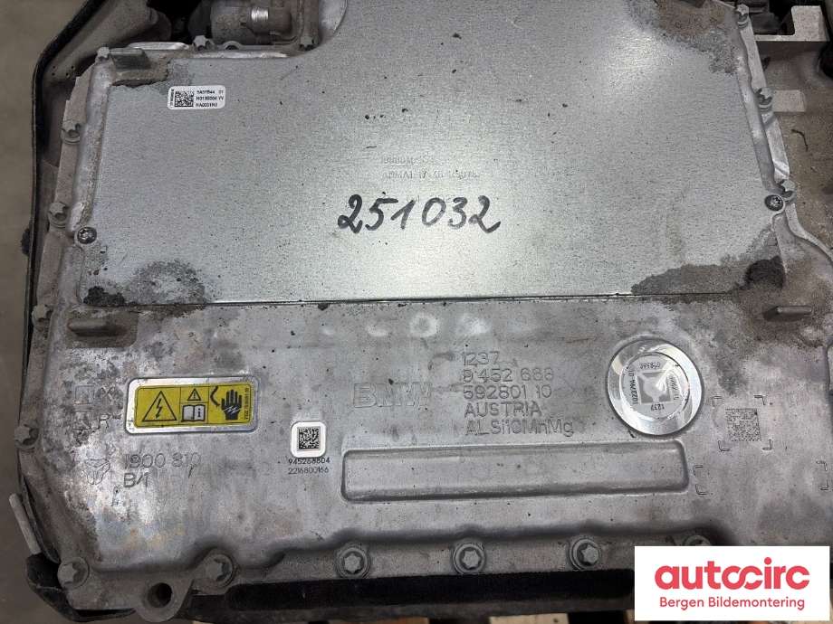 Motor elbil bak til BMW iX 2021-->> (I20) (I20) (BMW|12 33 5 A76 E43|)