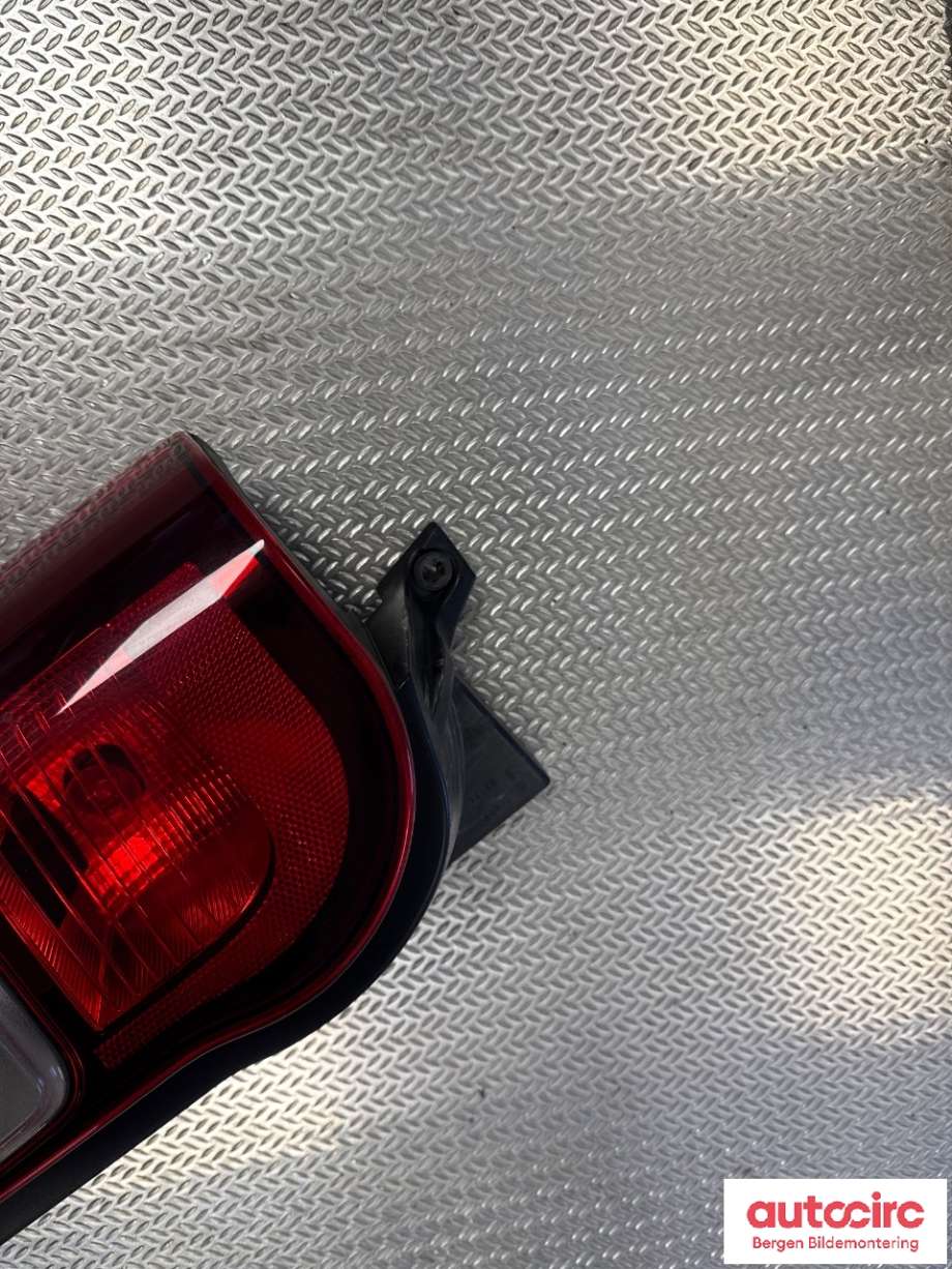 Baklykt høyre til Toyota Proace City 2020-->>  (TOYOTA|SU001B0487|)