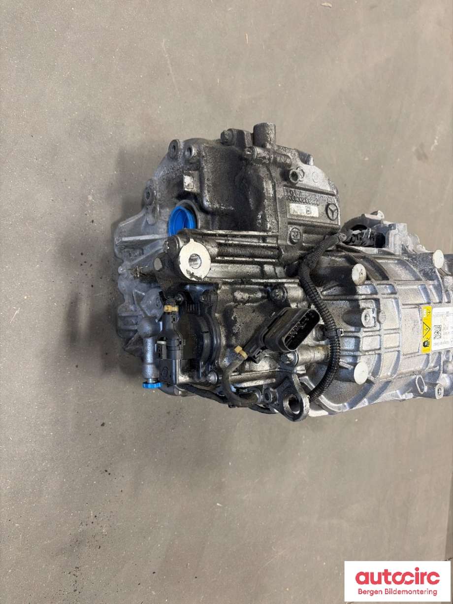 Motor elbil foran til Mercedes EQB 2022-->>  (MERCEDES|A 243 340 89 02|)