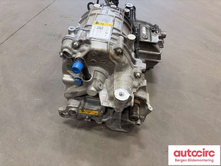 Motor elbil foran til Mercedes EQB 2022-->>  (MERCEDES|A 243 340 89 02|)