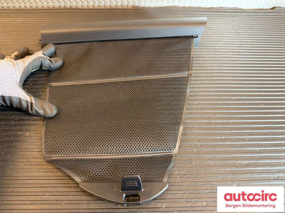 Solskjerm til BMW 3-Serie 2012-2018 (F30/F31/F34) (F30/F31/F34) (BMW|51 35 7 281 124||7 281 124)