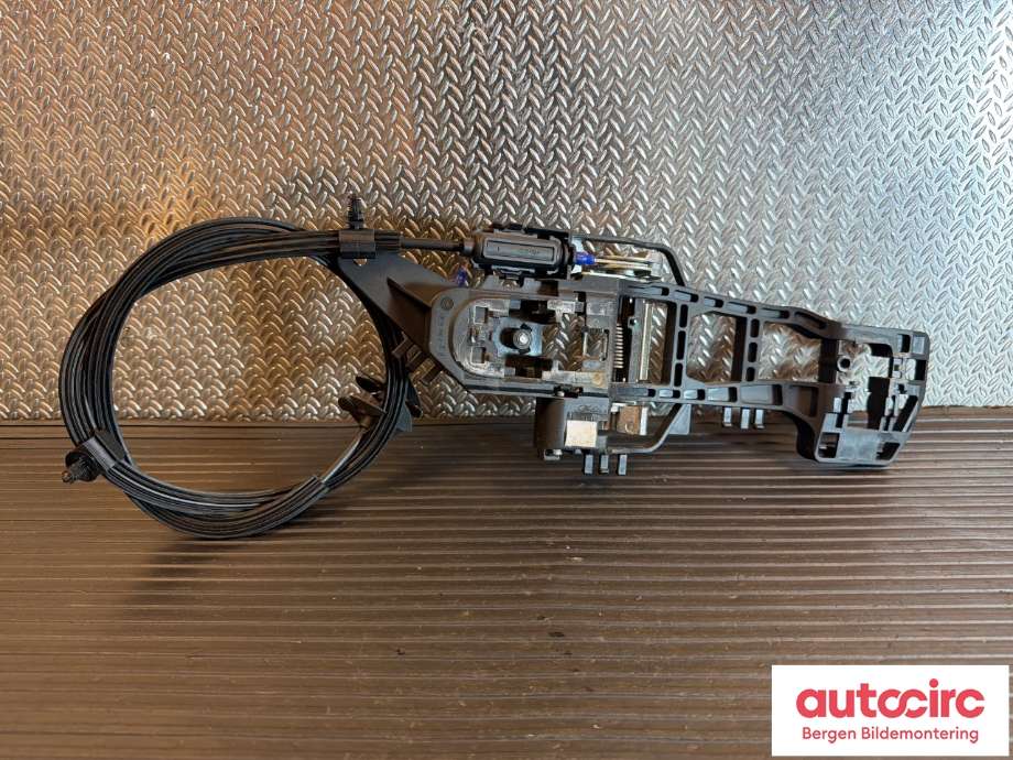 Dørhåndtak utv høyre til Ford Transit Connect 2013-2018 Type II, Fase 1  (FORD|2229961|DT11-V264A26-JF|)