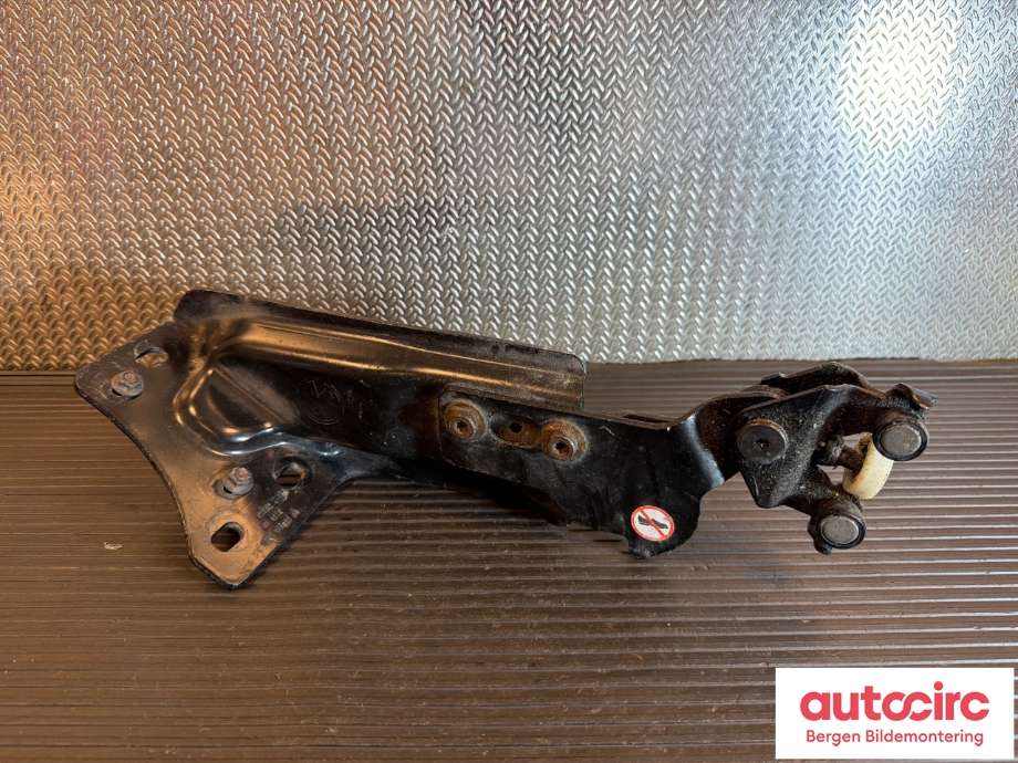 Diverse deler til Ford Transit Connect 2013-2018 Type II, Fase 1 (FORD|2212074|DT11-V25000-AC|DT11-V25000-AB)