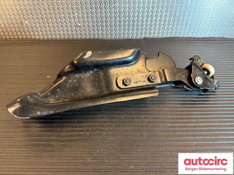 Diverse deler til Ford Transit Connect 2013-2018 Type II, Fase 1 (FORD|2212074|DT11-V25000-AC|DT11-V25000-AB)