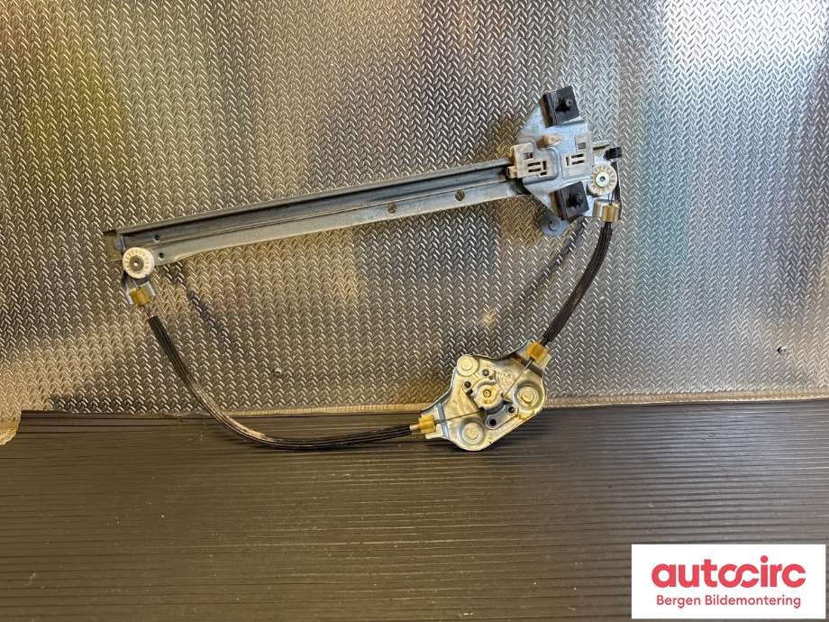 Ruteheis til Renault Zoe 2013-2019 (Fase 1)  (RENAULT|827208515R|)