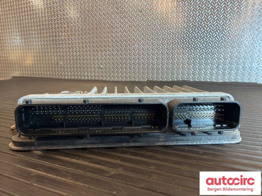 Styreenhet motor til Toyota Yaris 2012-2014 (Type III, Fase 1)  (TOYOTA|896610DC00|)