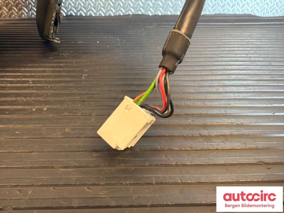 Speil høyre til Toyota Yaris 2012-2014 (Type III, Fase 1)  (TOYOTA|879100D600|)