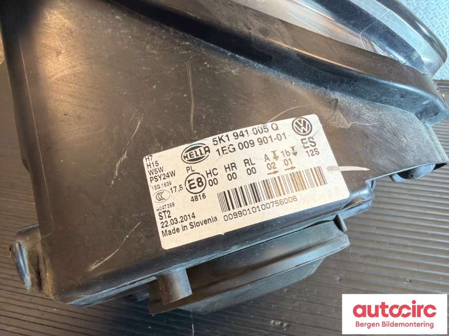 Frontlykt venstre halogen til VW Golf VI 2008-2012  (VOLKSWAGEN|5K1 941 005 L||5K1 941 005 Q)
