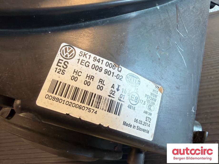 Frontlykt høyre halogen til VW Golf VI 2008-2012 (VOLKSWAGEN|5K1 941 006 L|5K1 941 006 S|5K1 941 006 Q)