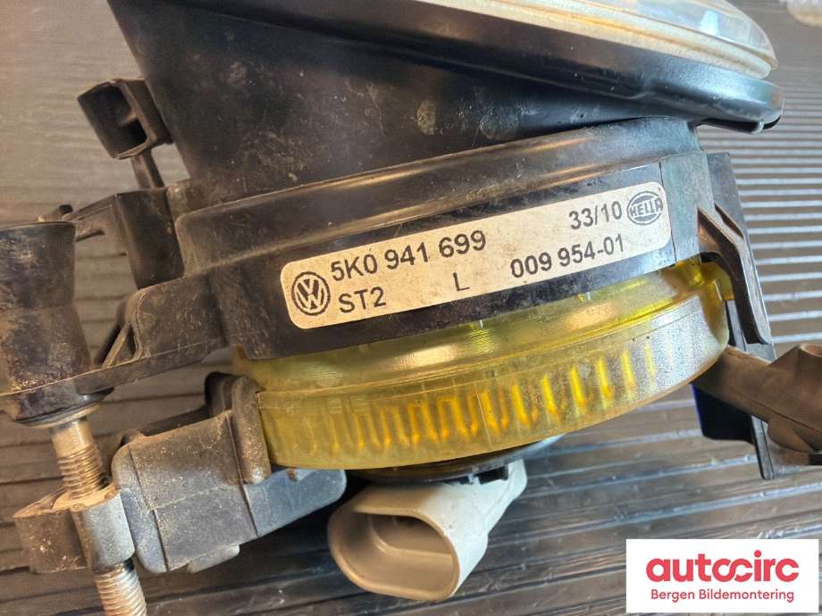 Tåkelykt venstre foran til VW Golf VI 2008-2012 (VOLKSWAGEN|5K0 941 699|5K0 941 699 F|)