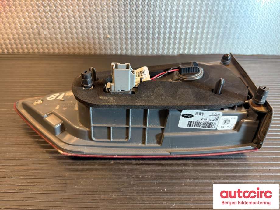 Baklykt venstre indre til Ford Mondeo 2014-2019 (Type V, Fase 1)  (FORD|2237801|DS73-13A603-CH|DS73-13A603-CG)