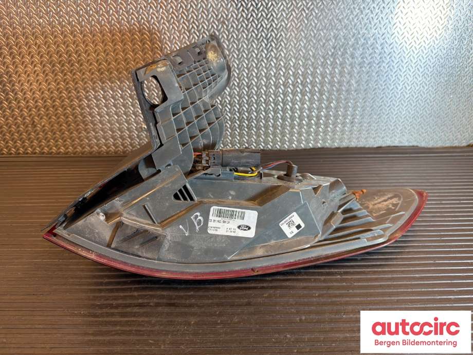 Baklykt venstre til Ford Mondeo 2014-2019 (Type V, Fase 1) (FORD|2291532|DS73-13405-CJ|DS73-13405-CH)