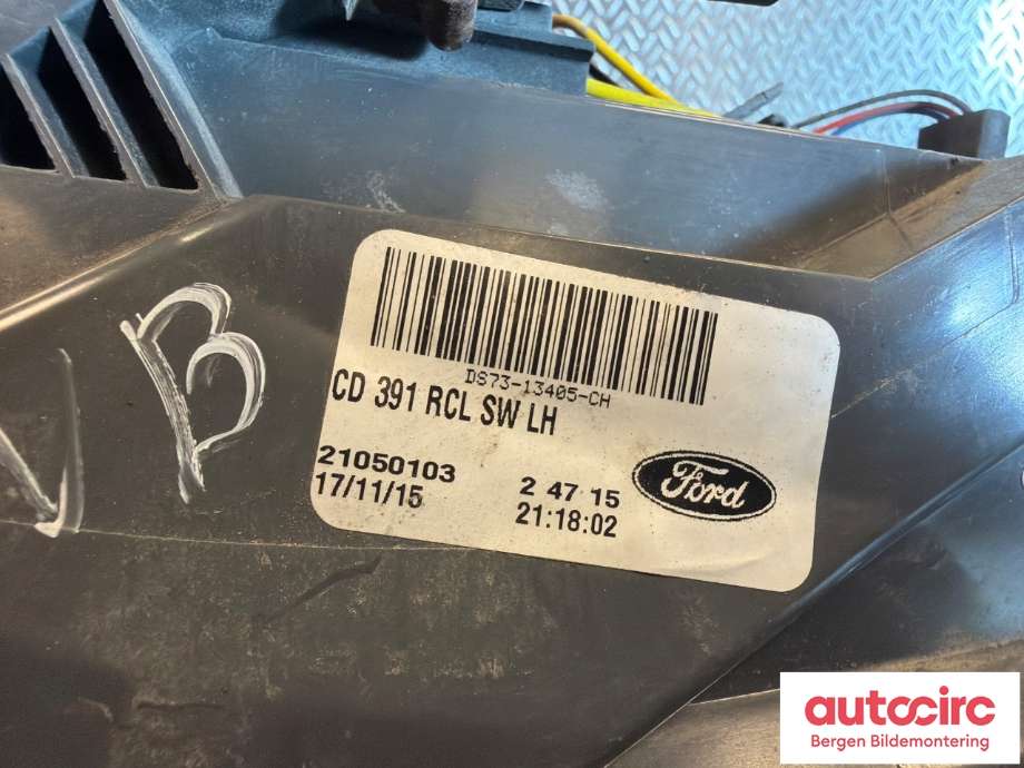 Baklykt venstre til Ford Mondeo 2014-2019 (Type V, Fase 1) (FORD|2291532|DS73-13405-CJ|DS73-13405-CH)