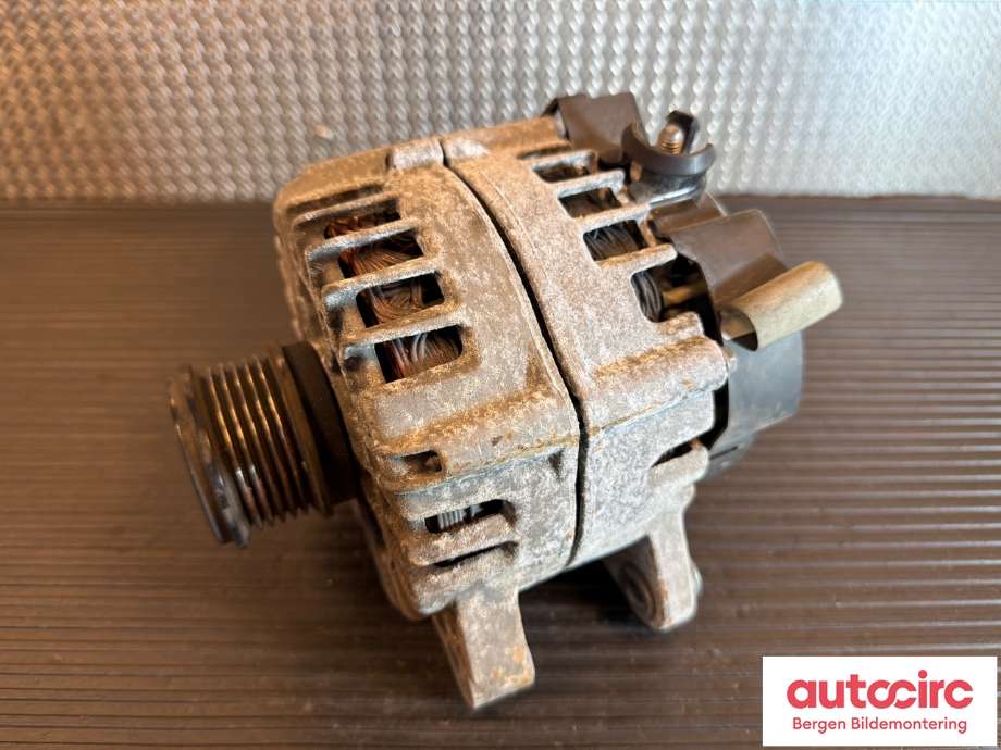 Dynamo til Ford Mondeo 2014-2019 (Type V, Fase 1) (FORD|2438697|DS7T-10300-FD|DS7T-10300-FC)