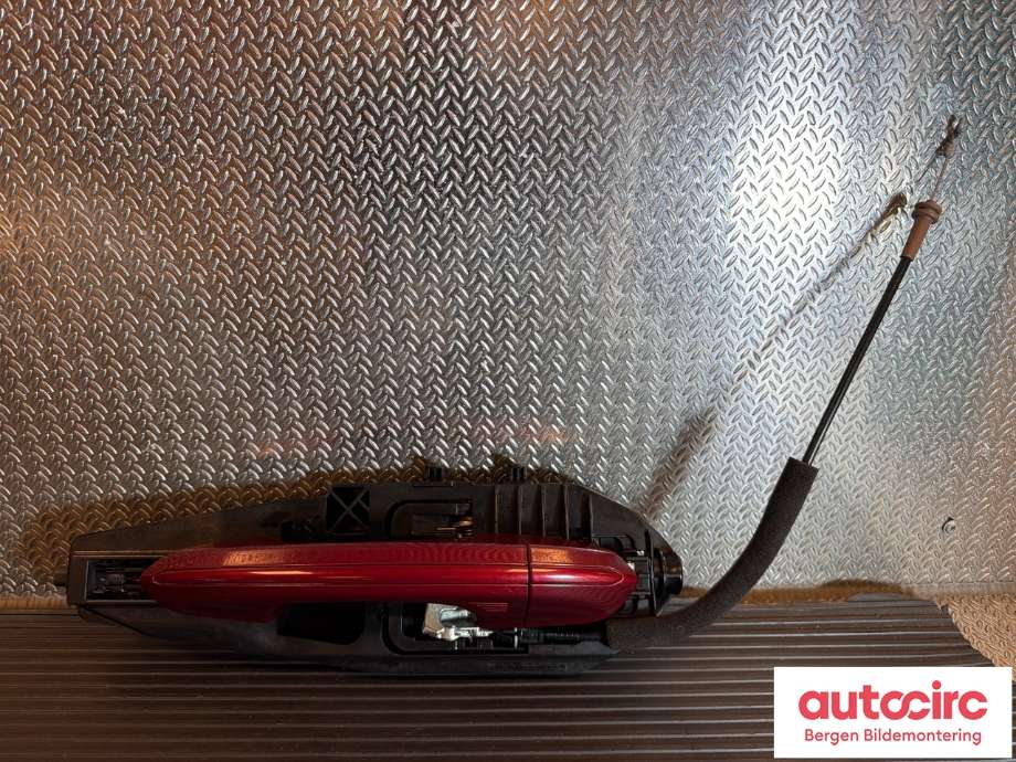 Dørhåndtak utv høyre foran til Ford Mondeo 2014-2019 (Type V, Fase 1) (FORD|2201352|KR3B-6322464-BB|DS73-F22464-BF)