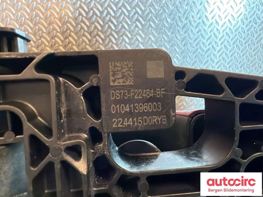 Dørhåndtak utv høyre foran til Ford Mondeo 2014-2019 (Type V, Fase 1) (FORD|2201352|KR3B-6322464-BB|DS73-F22464-BF)