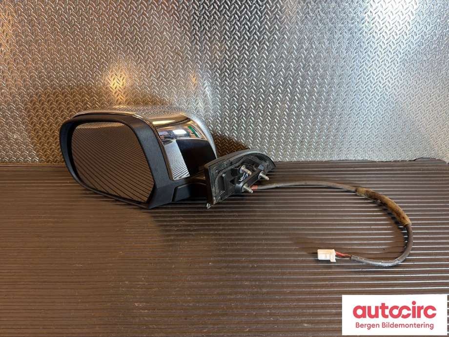 Speil venstre til Nissan Leaf 2011-2017 (Type I) (NISSAN|963023NL0B|)