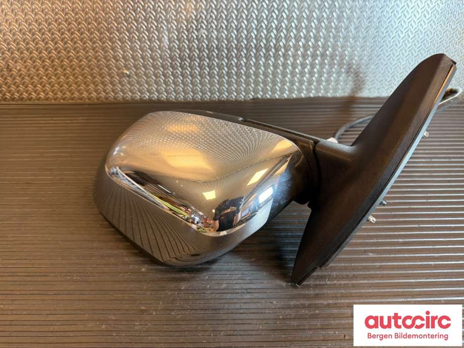 Speil venstre til Nissan Leaf 2011-2017 (Type I) (NISSAN|963023NL0B|)