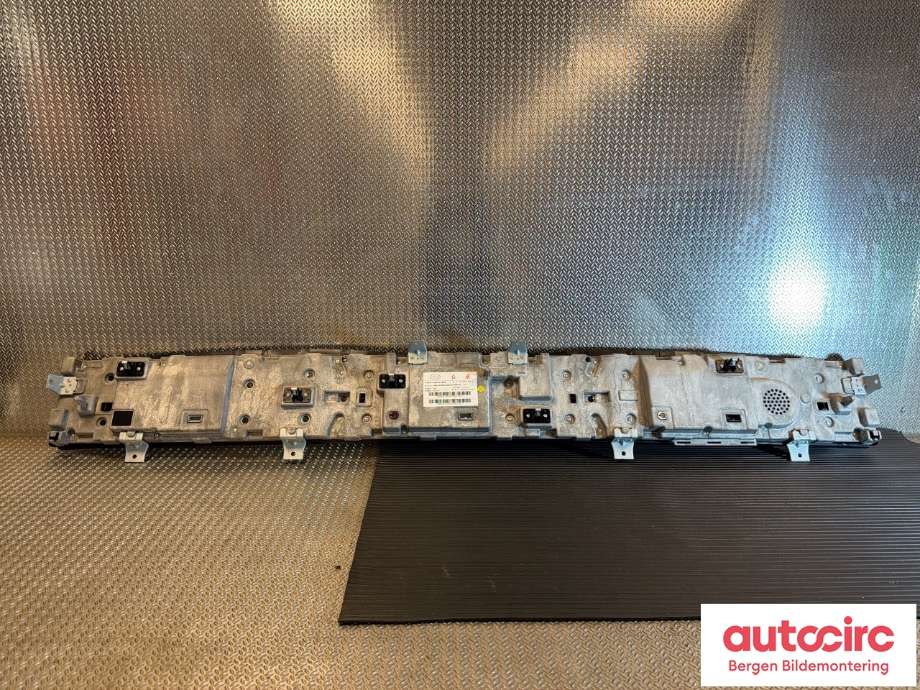 Instrumentpanel til Hongqi E-HS9 2022-->>  (HONGQI|3830055-QR01|)