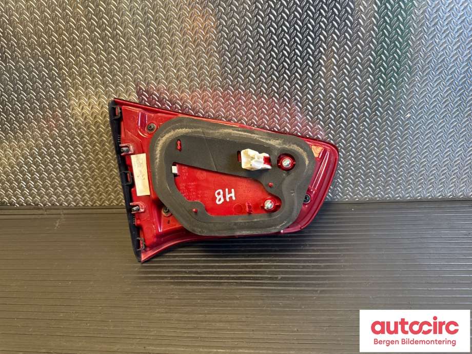 Baklykt høyre indre til Kia Sportage 2010-2016 (Type III) (KIA|92406 3W610|)