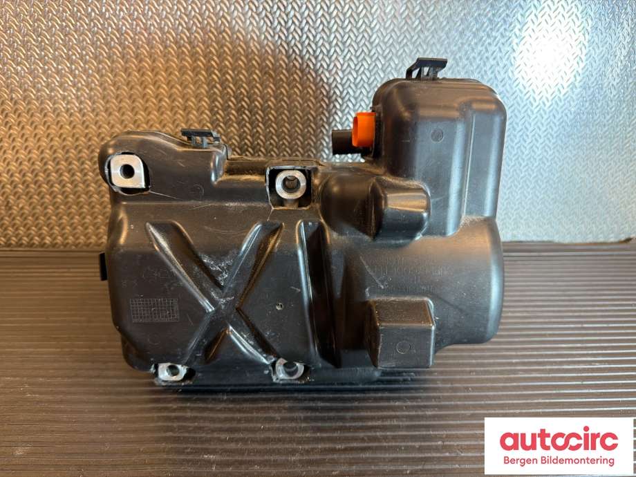 Aircondition kompressor til Hongqi E-HS9 2022-->>  (HONGQI|8103050-QR01|)