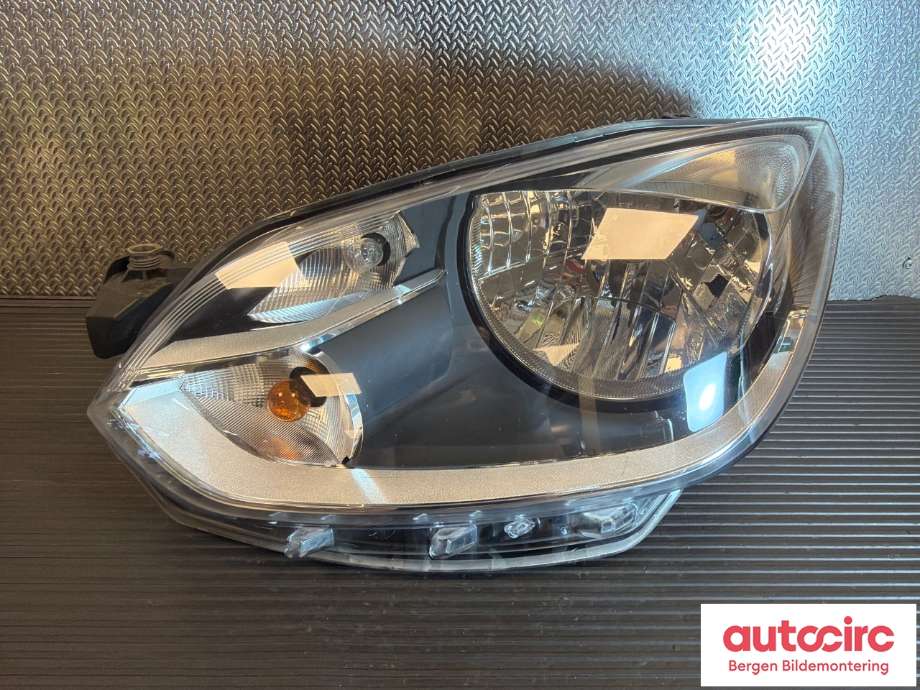 Frontlykt venstre halogen til VW E-Up 2013-2019 (VOLKSWAGEN|1S1 941 015 N|)