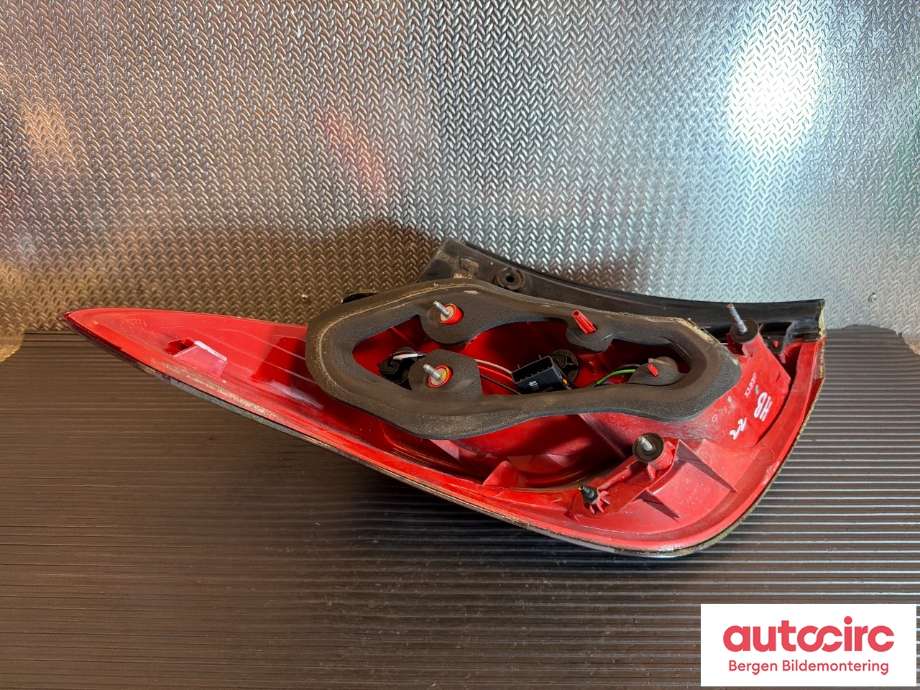 Baklykt høyre til Opel Mokka 2012-2016 (Type I, Fase 1) (OPEL|95089715|42599463|)