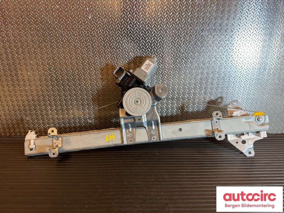 Ruteheis høyre foran til Nissan Leaf 2018-->> (Type II) (NISSAN|807313NA0A|807203NA5A|)