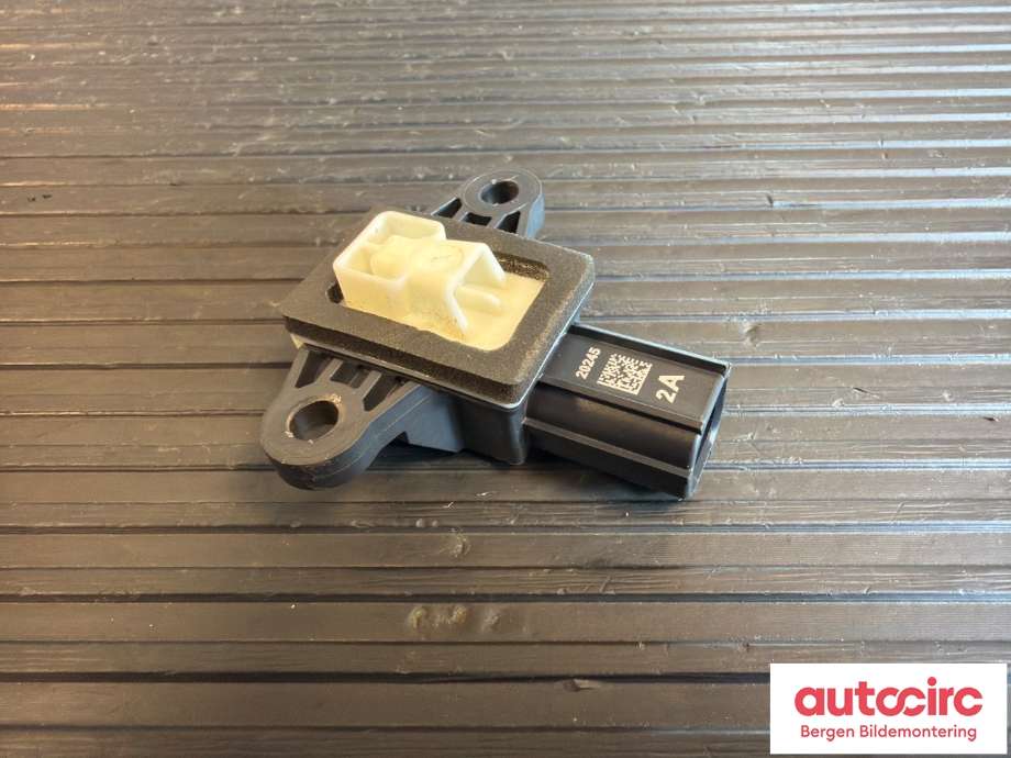 Airbag sensor høyre til Ford Ranger / Ranger Raptor 2015-2022  (FORD|2145646|GN15-14C676-AA|)